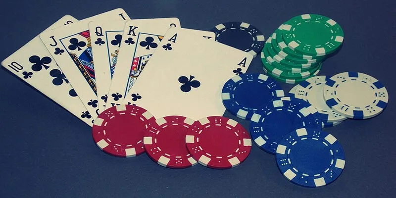 Tìm hiểu về trò chơi xì tố tại sbobet